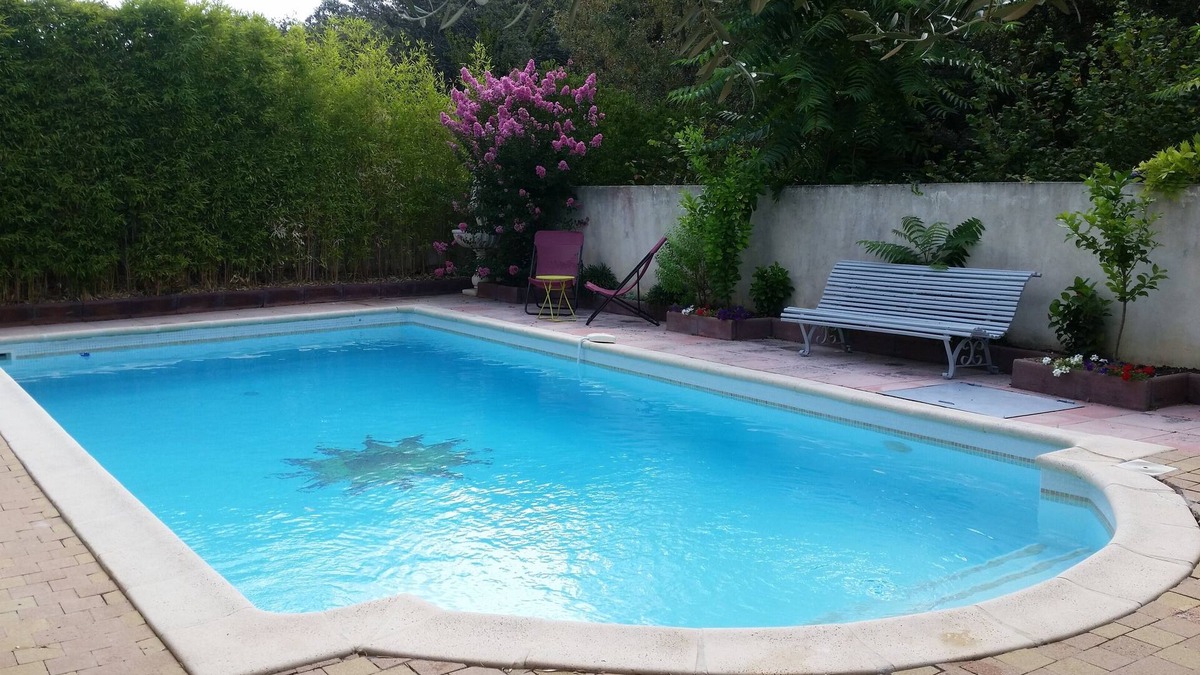 Le Cres House | Quiet villa with large pool