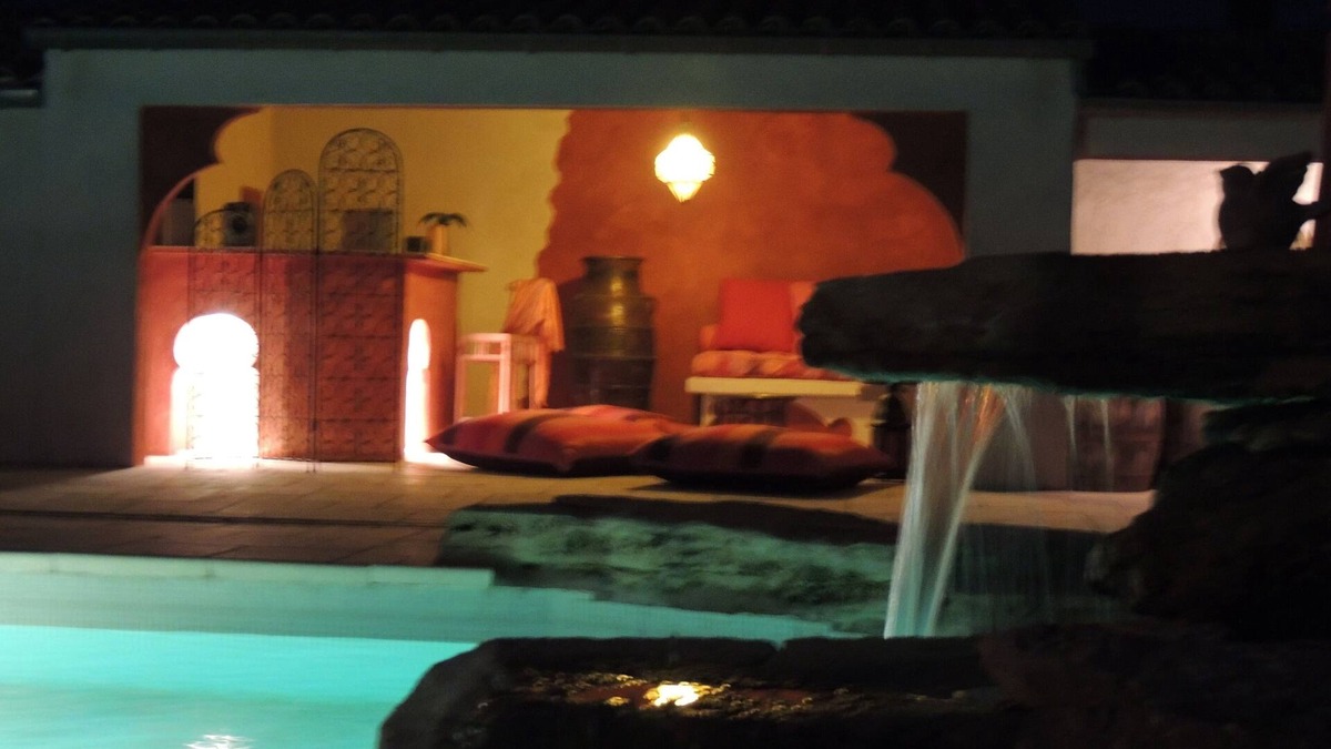 Crestet Villa | Quiet villa with pool facing the Ventoux ideal to recharge