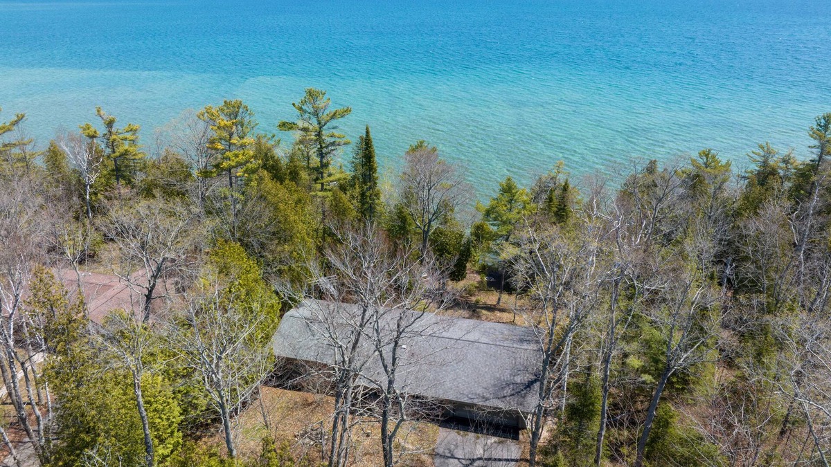 Jacksonport Cabin | Quietside Lakefront Cabin in Jacksonport - Updated in 2024!