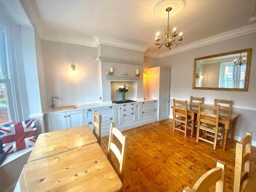 Stratford-upon-Avon House | Quilt and Croissants Guest House