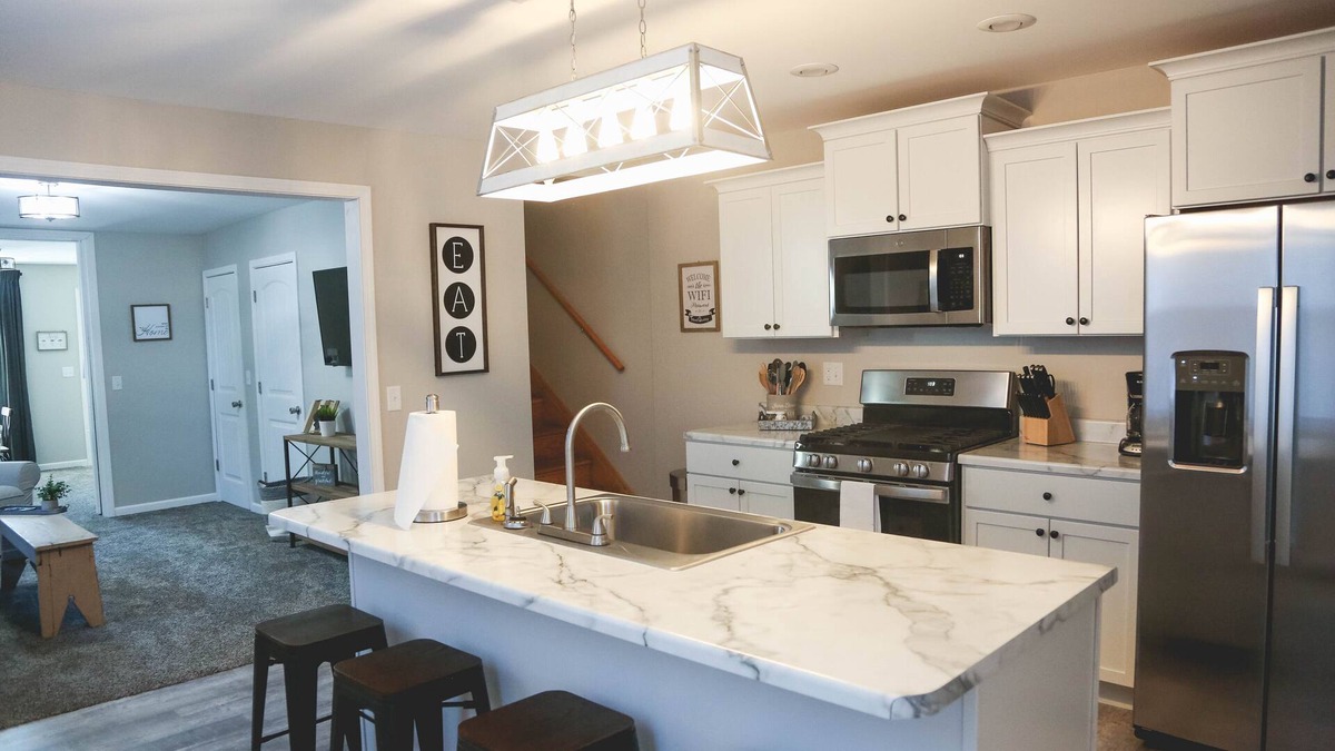Quincy House | Quincy Quarters 2 - 2bdr, 2baths