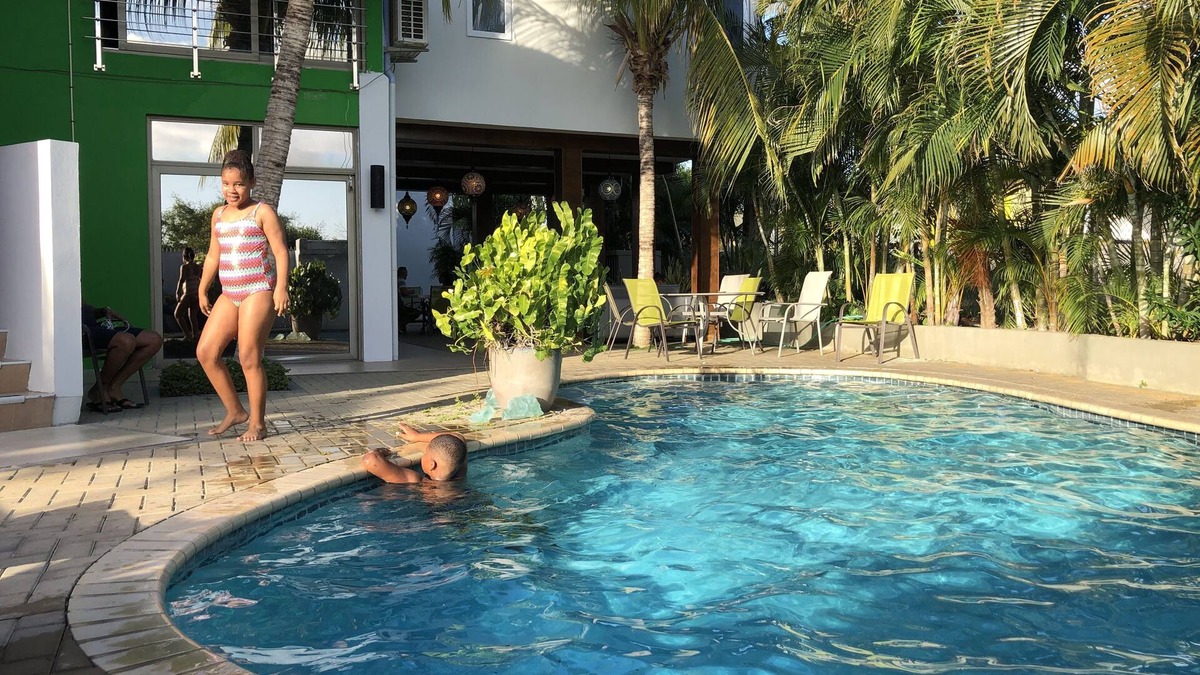 Willemstad Hotel | Quint's Travelers Inn