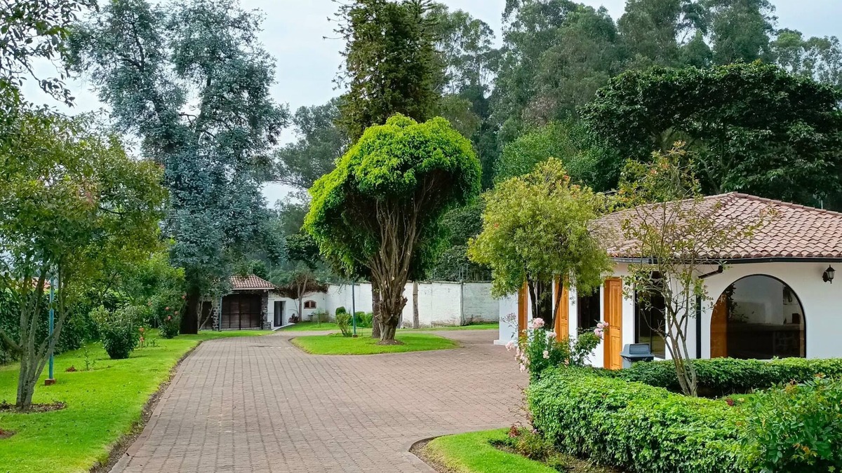 Sangolqui Hotel | Quinta Bella Orquídea