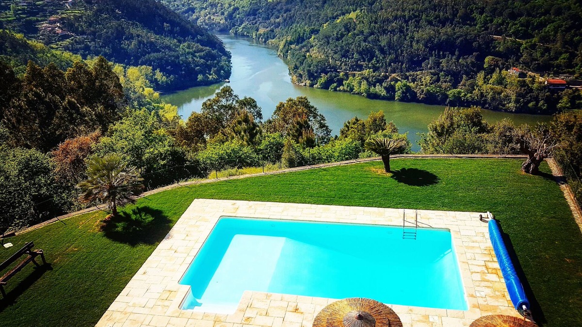 Cinfaes Villa | Quinta das Tílias Douro Valley/100% Privacy/Rio Douro/Free WiFi/10Adult