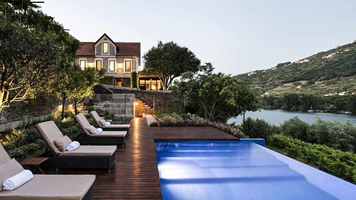 Mesao Frio House | Quinta de S. Bernardo Winery & Farmhouse