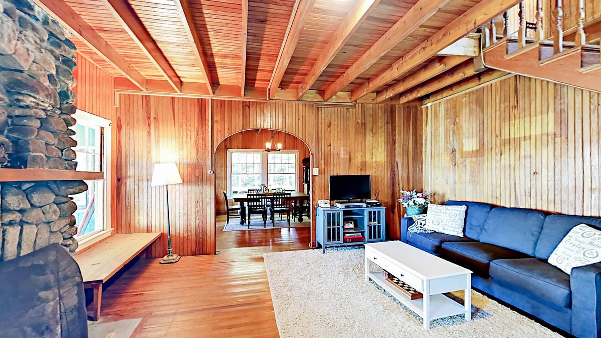 Friendship House | Quintessential Maine Green Gables Oceanfront Cottage w/Secluded Beach
