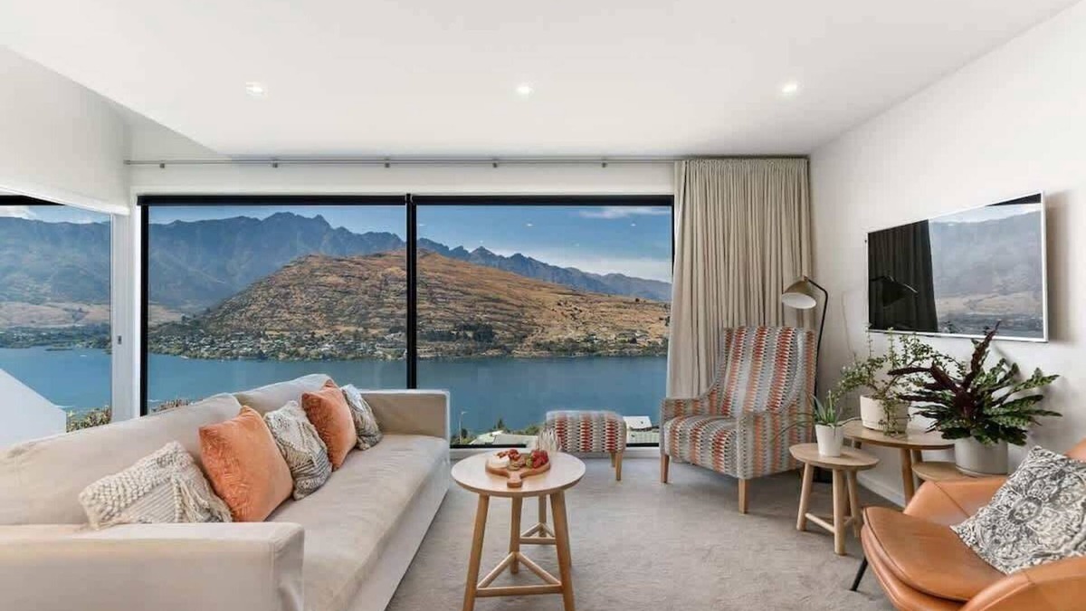 Queenstown House | Quintessential Queenstown