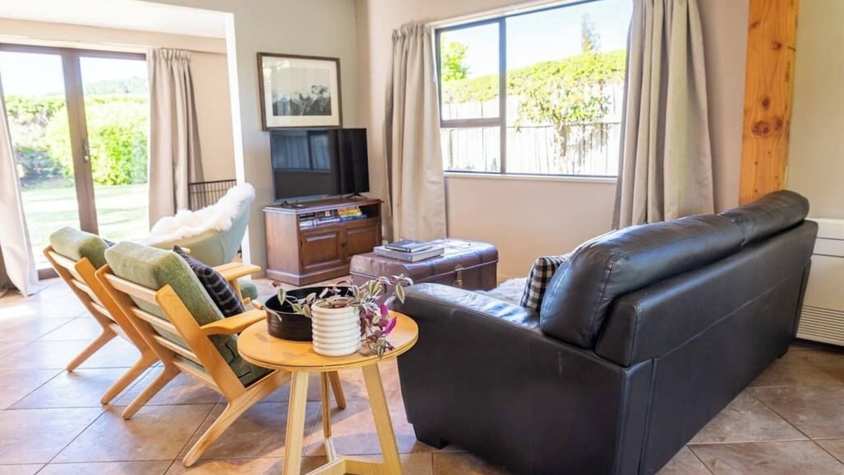 Wanaka House | Quintessentially Kiwi on Aubrey