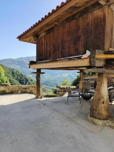 Barzana House | Quirós Villa Tranquila de Salcedo 2