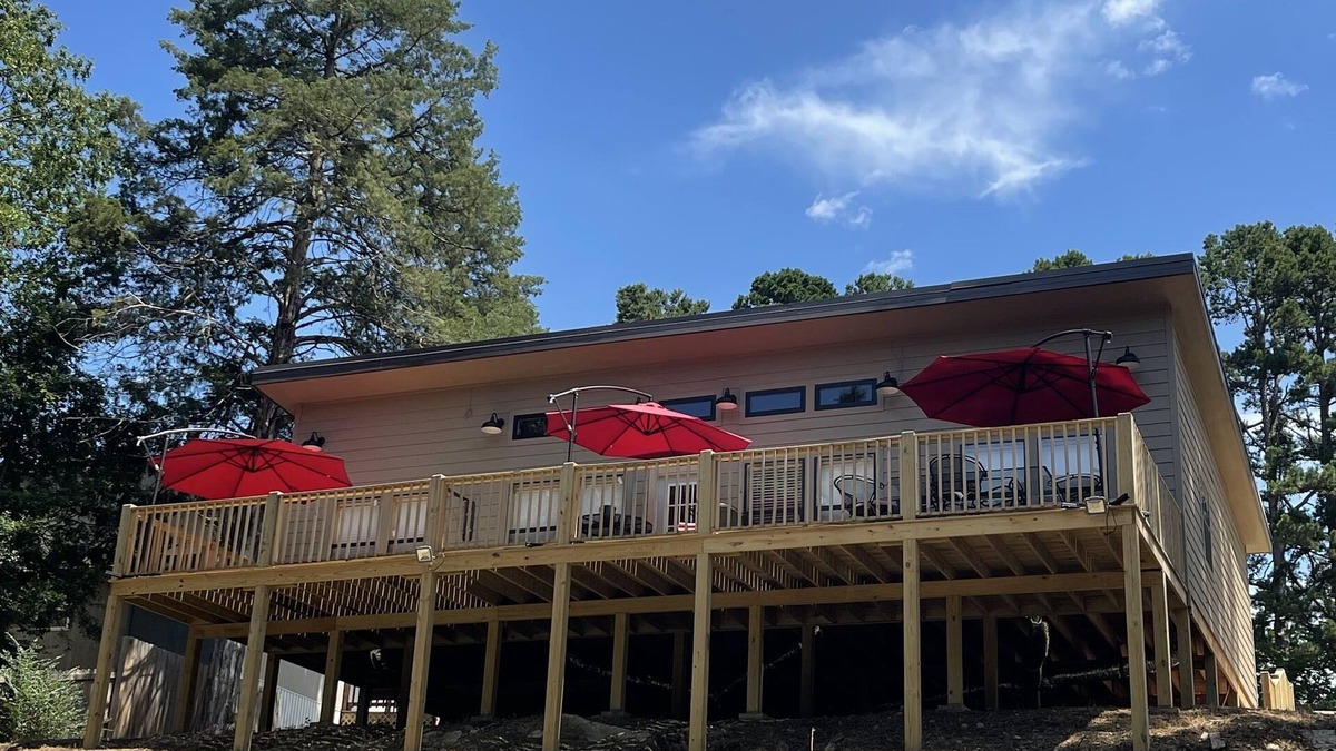 Daisy House | "QUITTIN TIME" Brand New Beautiful Cozy Lake House in Daisy on Lake Greeson!