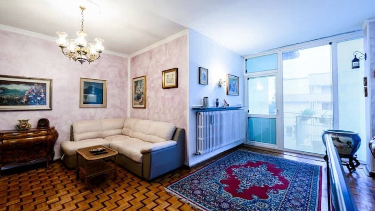 Mezzolombardo Apartment | Rètro Apartment In The Mountains