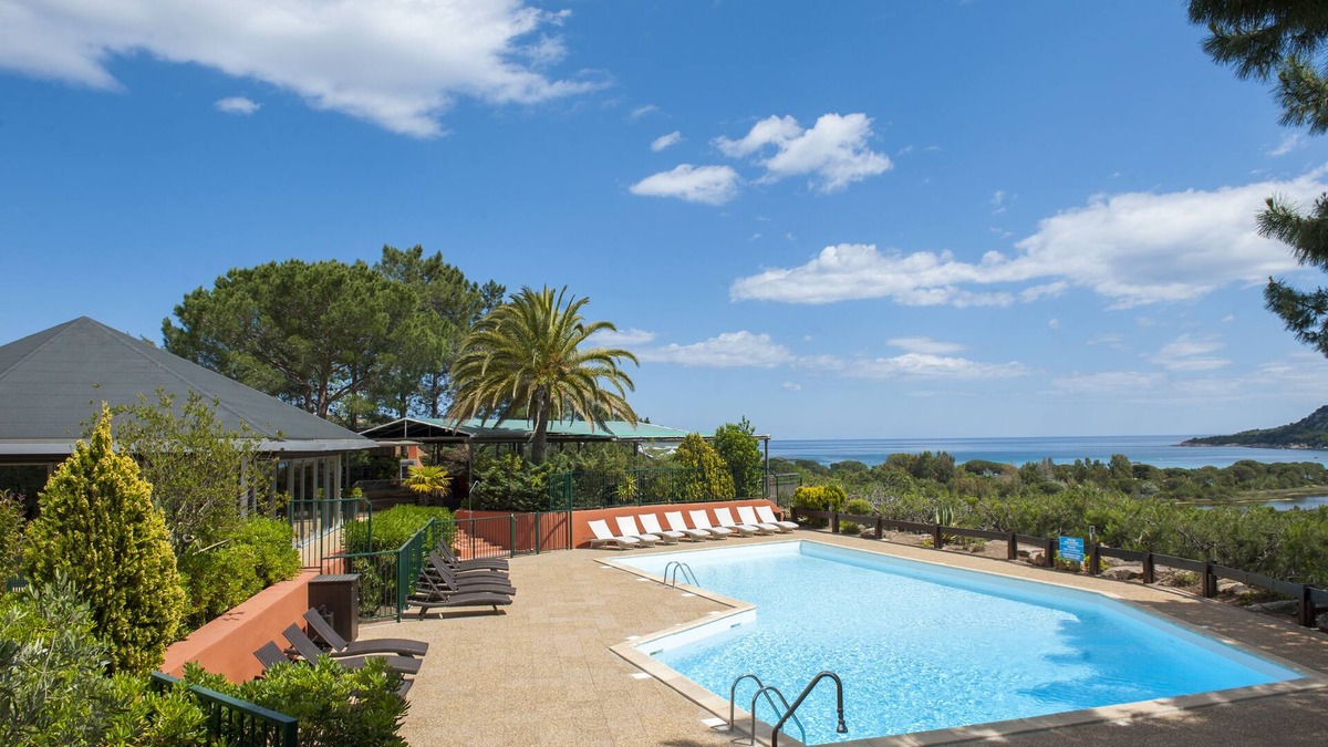 Santa Giulia House | Résidence Castell'Verde