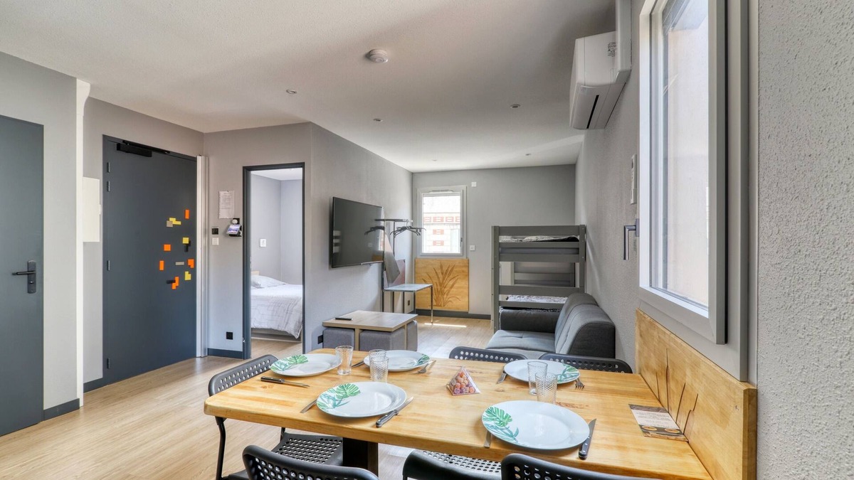 Dompierre-sur-Besbre Apartment | Résidence des Postes 3