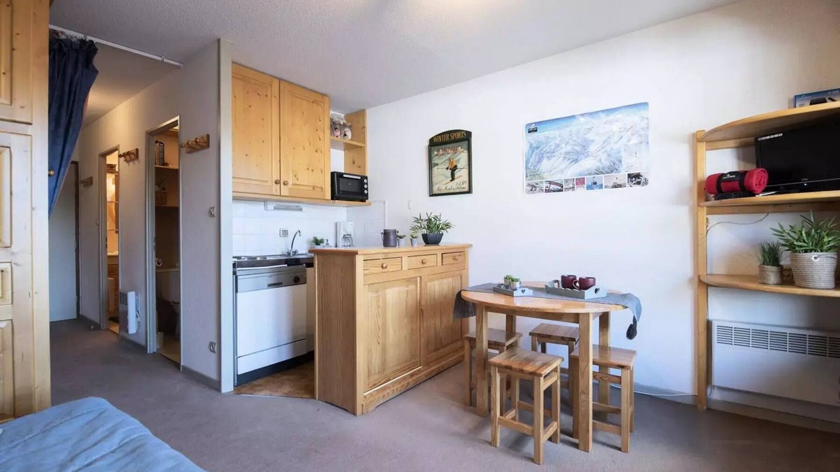 Pla d'Adet Apartment | Résidence Garlitz Altitude - Apartment 4 people near ski slopes of Pla d'Adet