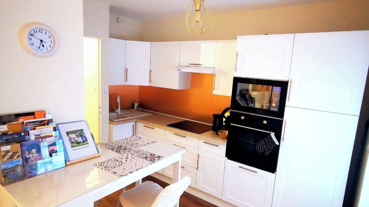 Montbeliard Apartment | Résidence Le Château Appartement Tout Confort au Pied du Château de Montbéliard