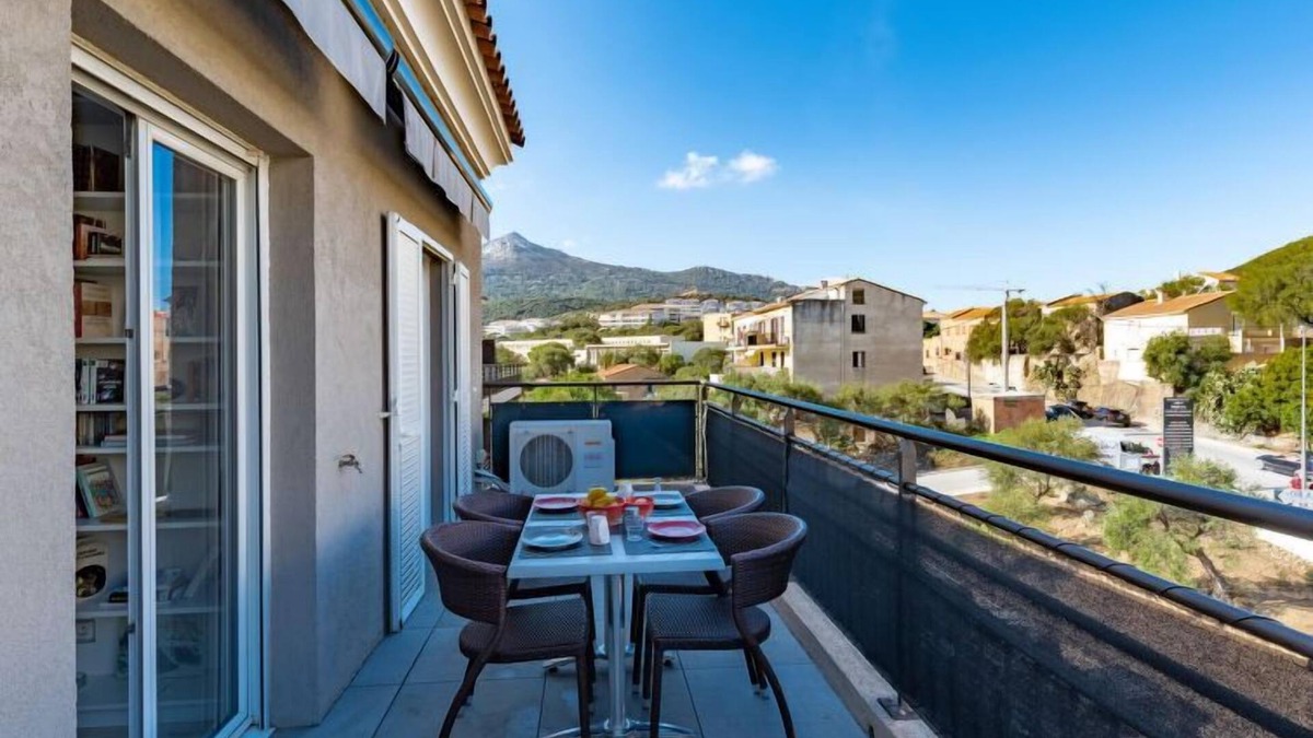 L'Ile-Rousse Apartment | Résidence les 3C by Interhome