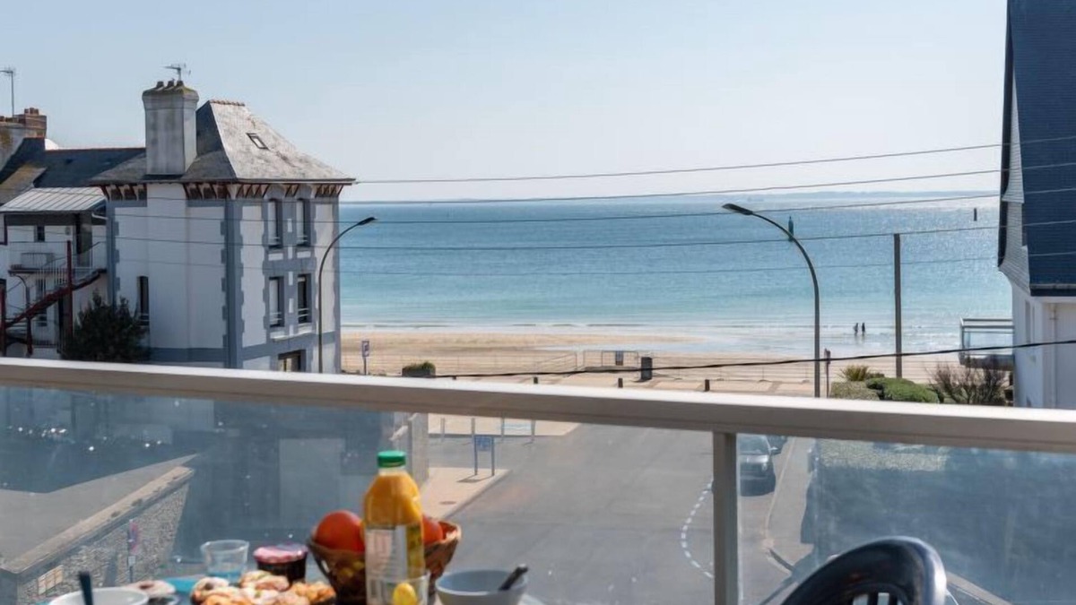 Quiberon Apartment | Résidence Les Dunes by Interhome