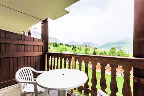Bergers Apartment | Résidence Les Mélèzes - maeva Home - Studio skis aux pieds vue montagne + 2 coins cabine 5 personnes - Sélection MAE-1344