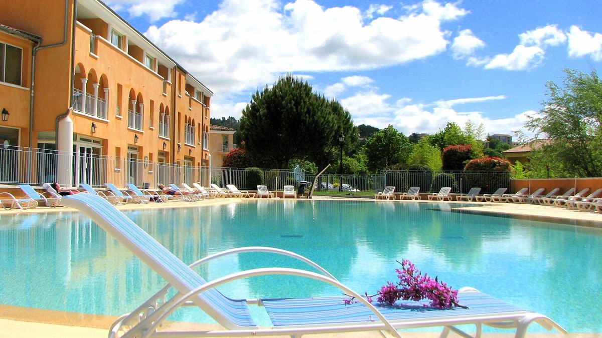 Greoux-les-Bains House | Résidence Odalys La Licorne de Haute Provence