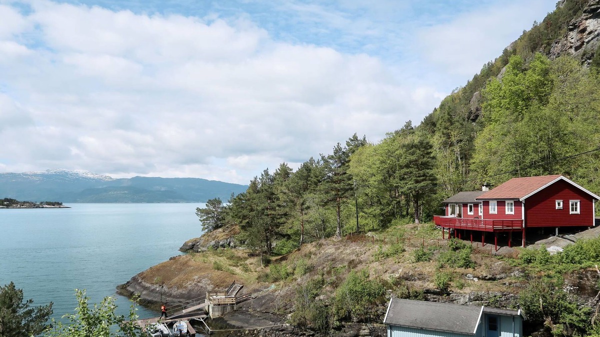 Herand House | Rød Hytte by Interhome