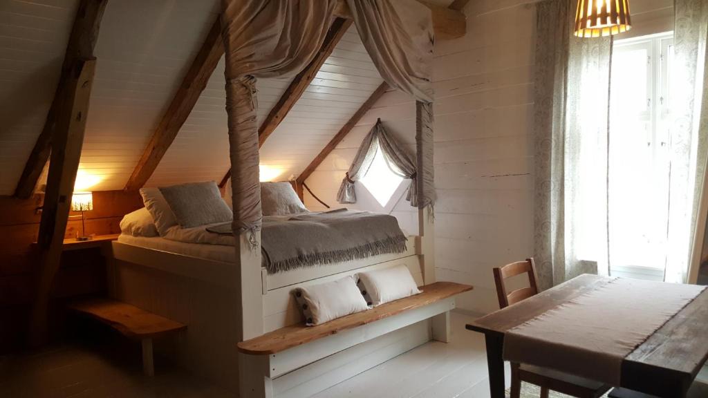 Sogndal Hotel | Rødseter Gjestegård