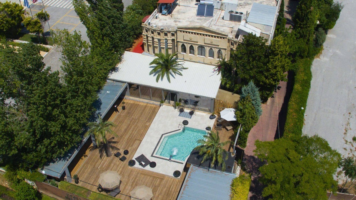 Pallini House | R 1208 Hotel Plaza Premium Rooms with Breakfast