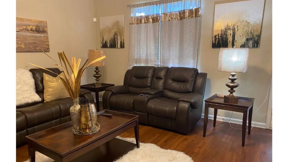Ellendale House | R.A.W Relax and Wine Luxury Rentals