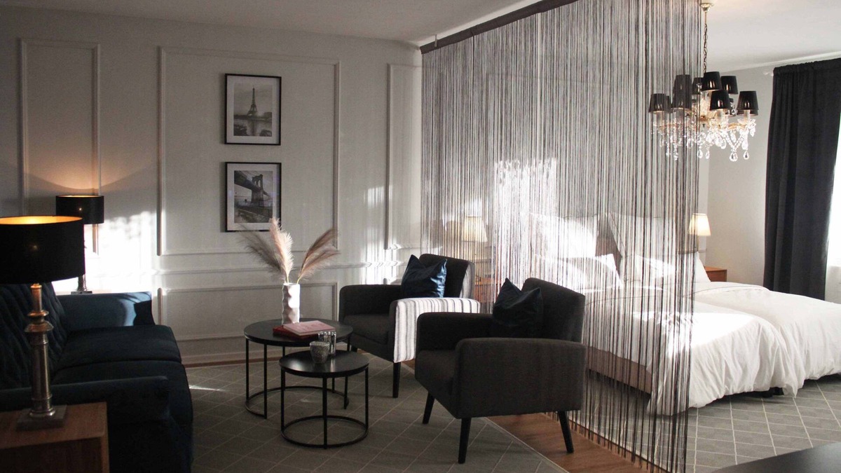 Langenhorn Apartment | R B Apartment at Hamburg Airport I 4 persons I Kitchen I Washer-dryer I Netflix