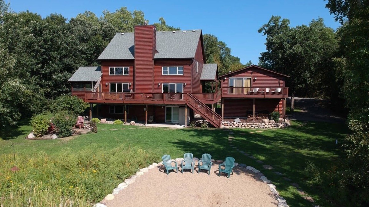 Breezy Point Cabin | R&R Cree Bay Retreat