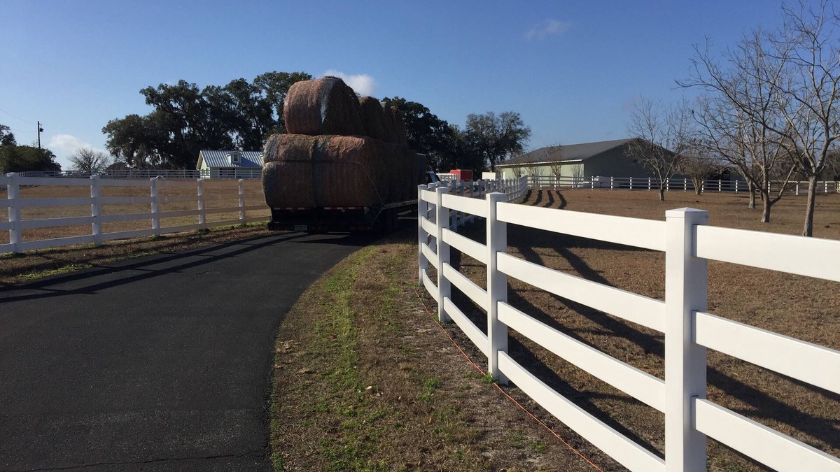 Citra RV Rental | R/V spots on working horse farm $85 per night/$850 dollars per mo