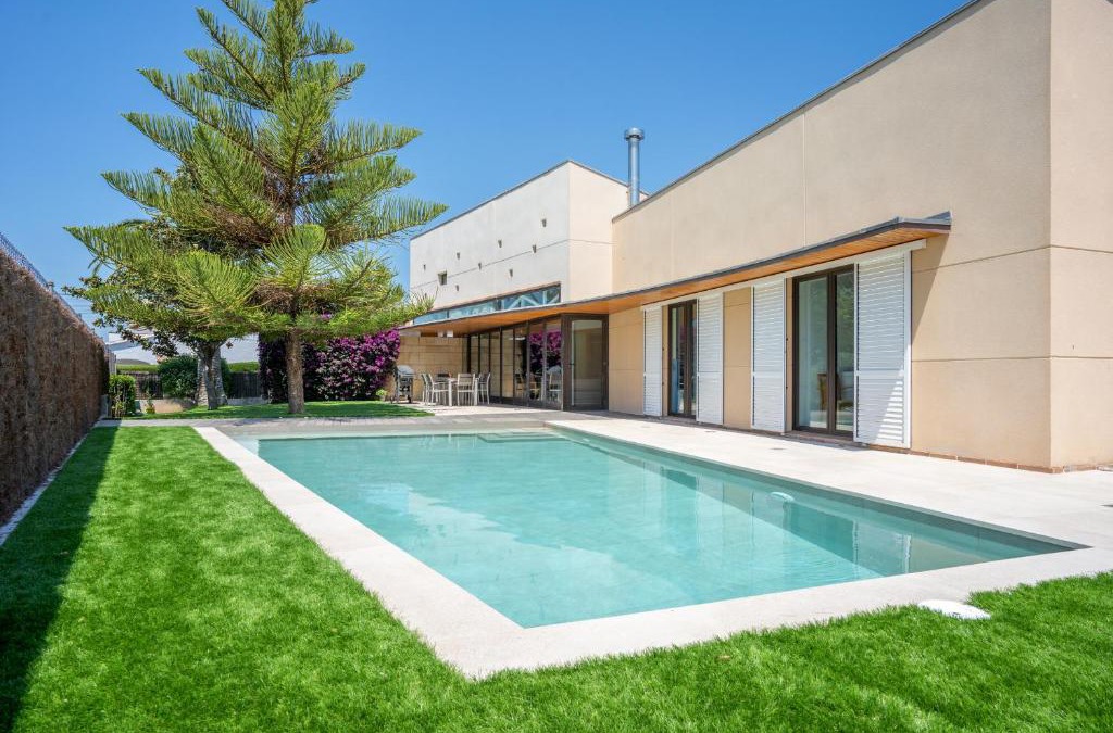Roda de Bara Villa | R106 Deluxe villa in Roda de Bara