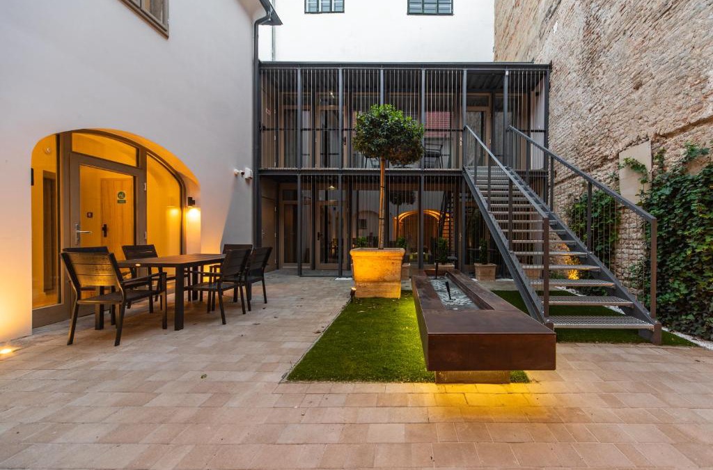 Gyor Apartment | r12 Apartments