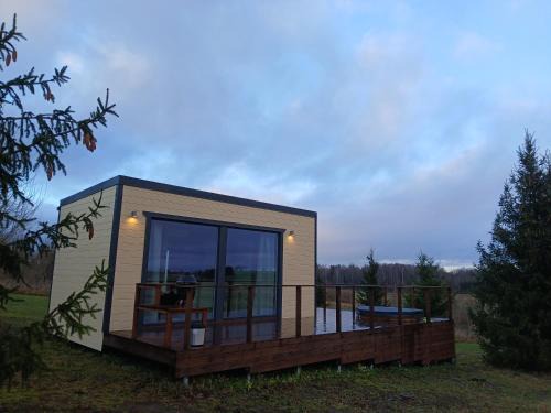 Jogeva County Villa | Raadivere Põllupeegel