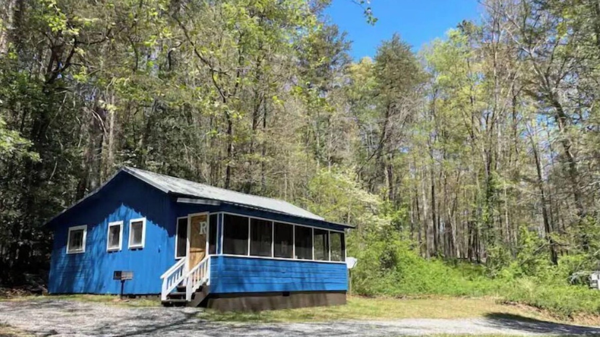 Clarkesville Cabin | Rabun Cabin at Bleu Canoe Campground