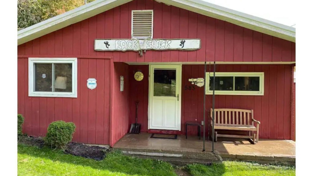Markleysburg Cabin | Rack Shack Rustic Cabin Retreat