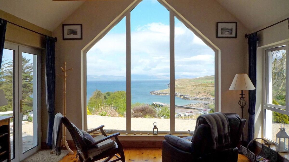 Kells Ski Chalet | Radharc Na Cealla Holiday Home