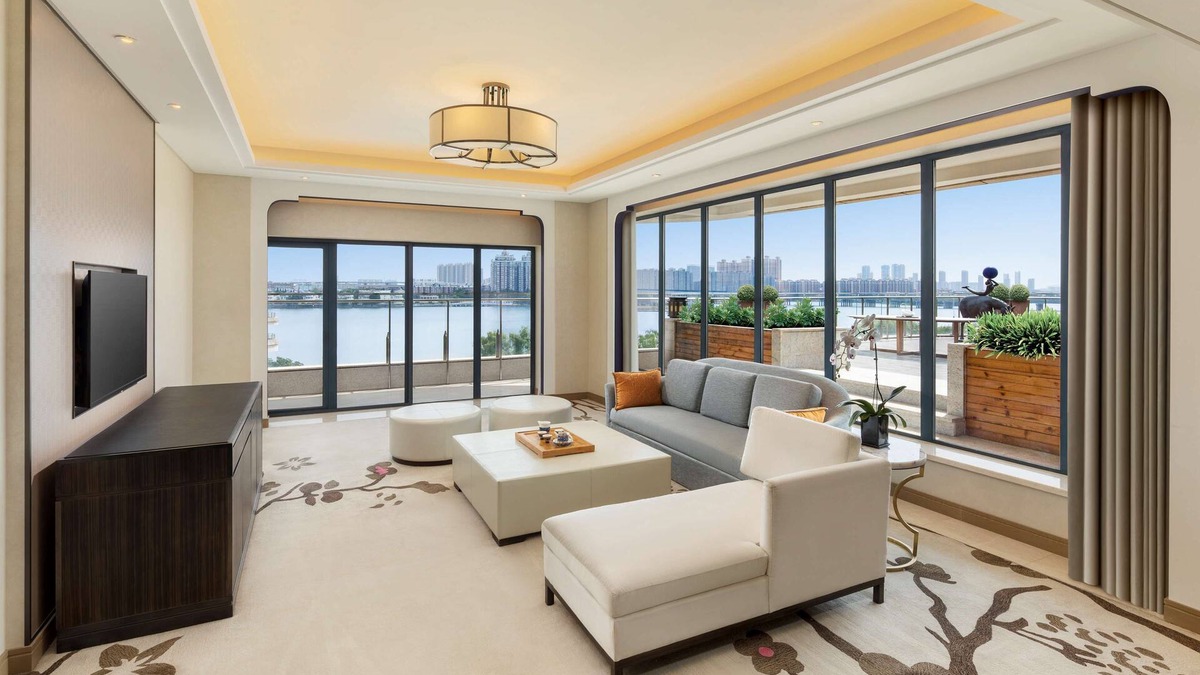 Caidian District Hotel | Radisson Blu Hotel Wuhan ETD Zone