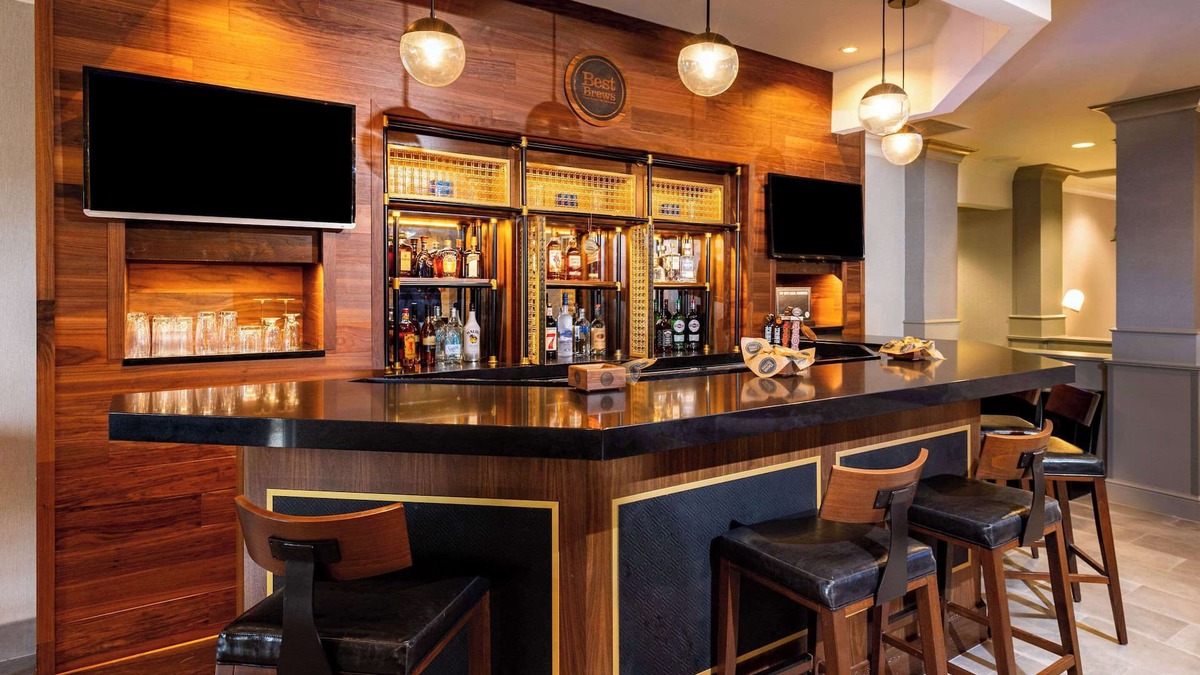Fairview Heights Hotel | Radisson Hotel Fairview Heights - St. Louis