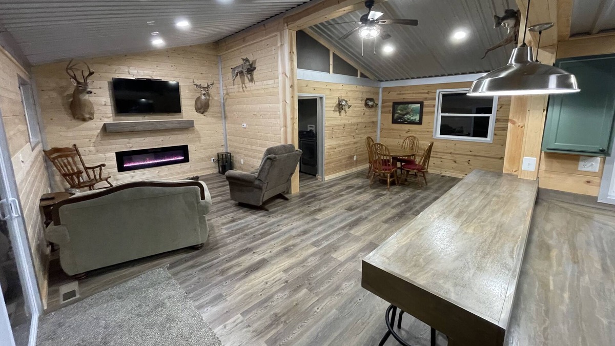 Pittsburg Cabin | Radley Refuge