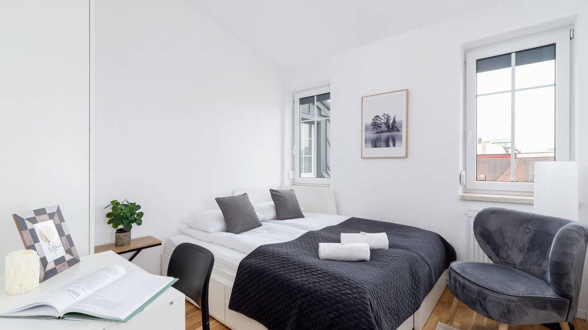 Wesoła Zachod Apartment | Radziwillowska 19 | 2 Bedrooms | Close to Center