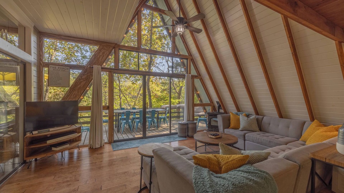 Innsbrook Ski Chalet | Rae of Sunshine by Innsbrook Vacations!