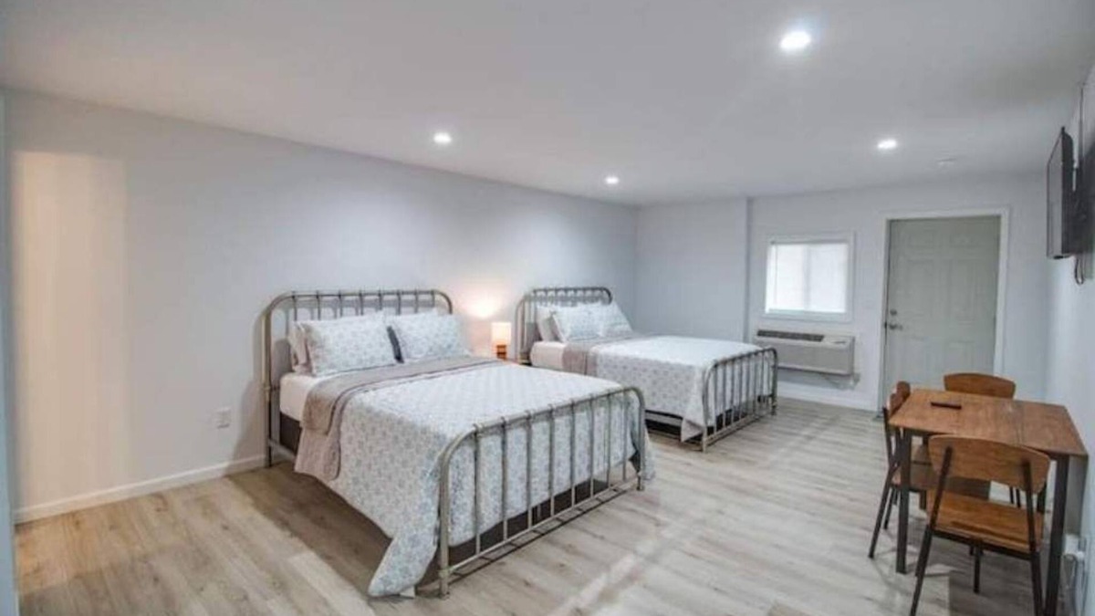 Grafton Apartment | Rafton Inn Vacation Cottage 93