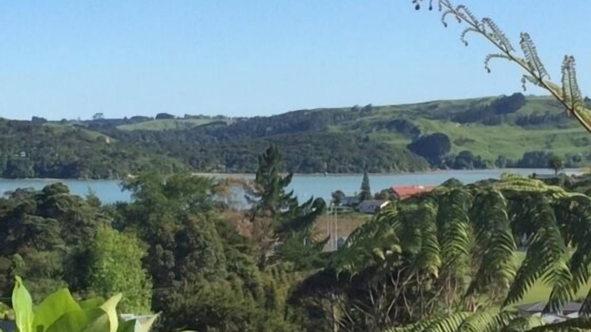Raglan House | Raglan Beauty. Sun, Views, Nature - Walk to Town