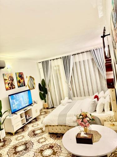 Entebbe Apartment | Raha Luxe Stays 2