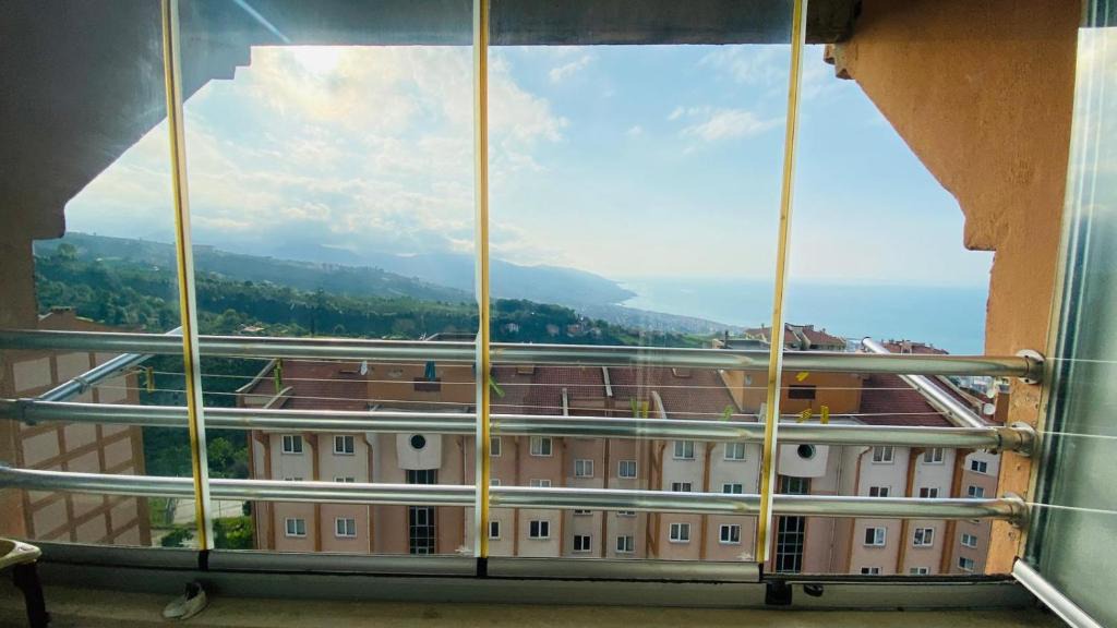 Akcaabat Apartment | Rahal Yıldızli C1-3 Apart