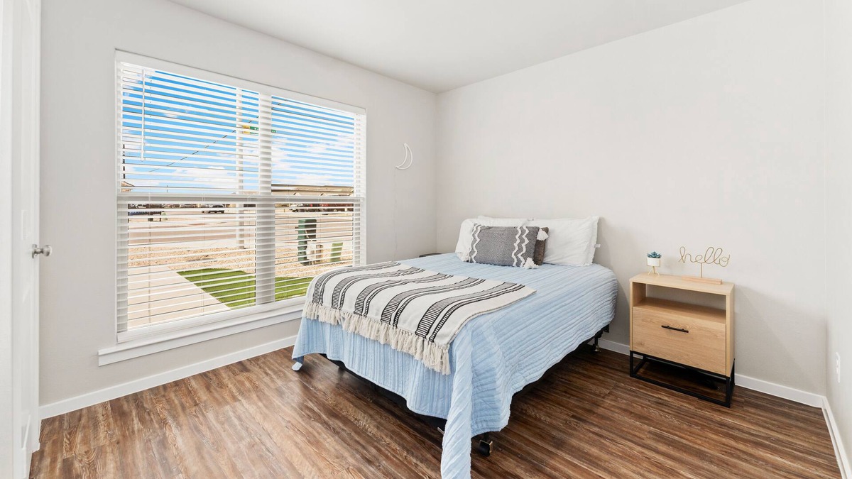Lubbock House | RaiderBNB- Centrally Located! NEAR TTU w/ Garage Parking