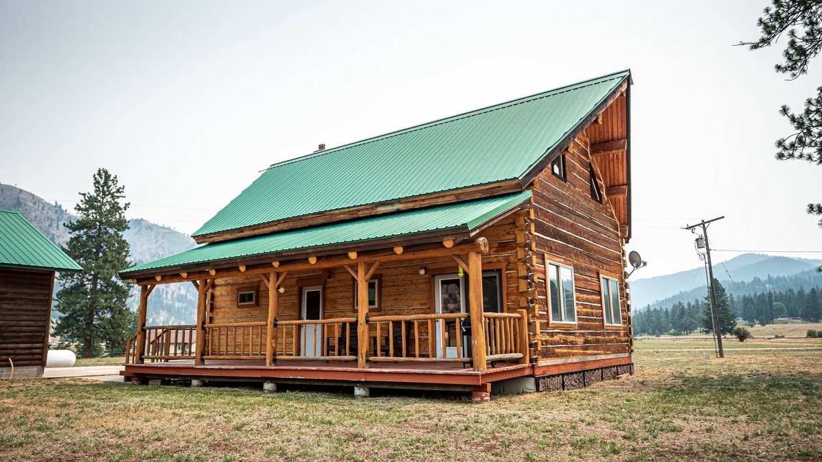 Superior House | Railroad Baron