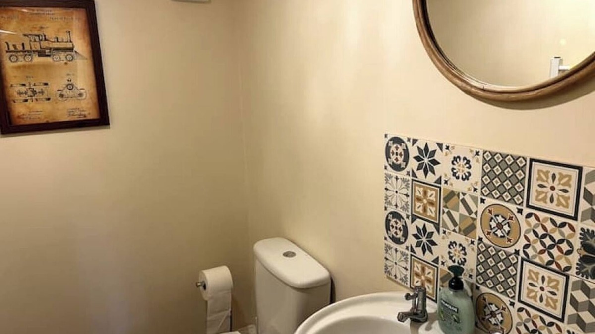 Horsforth Cottage | Railway Cottage Horsforth