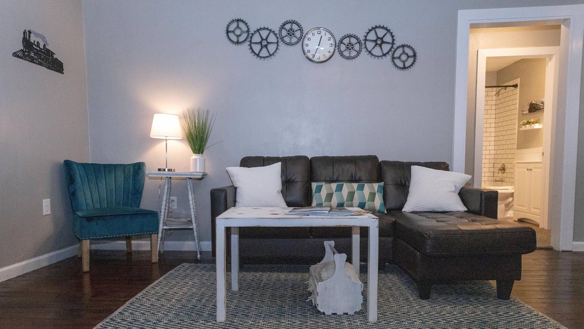 Belton House | Railway Retreat- Close to UMHB & DT - Pet Friendly