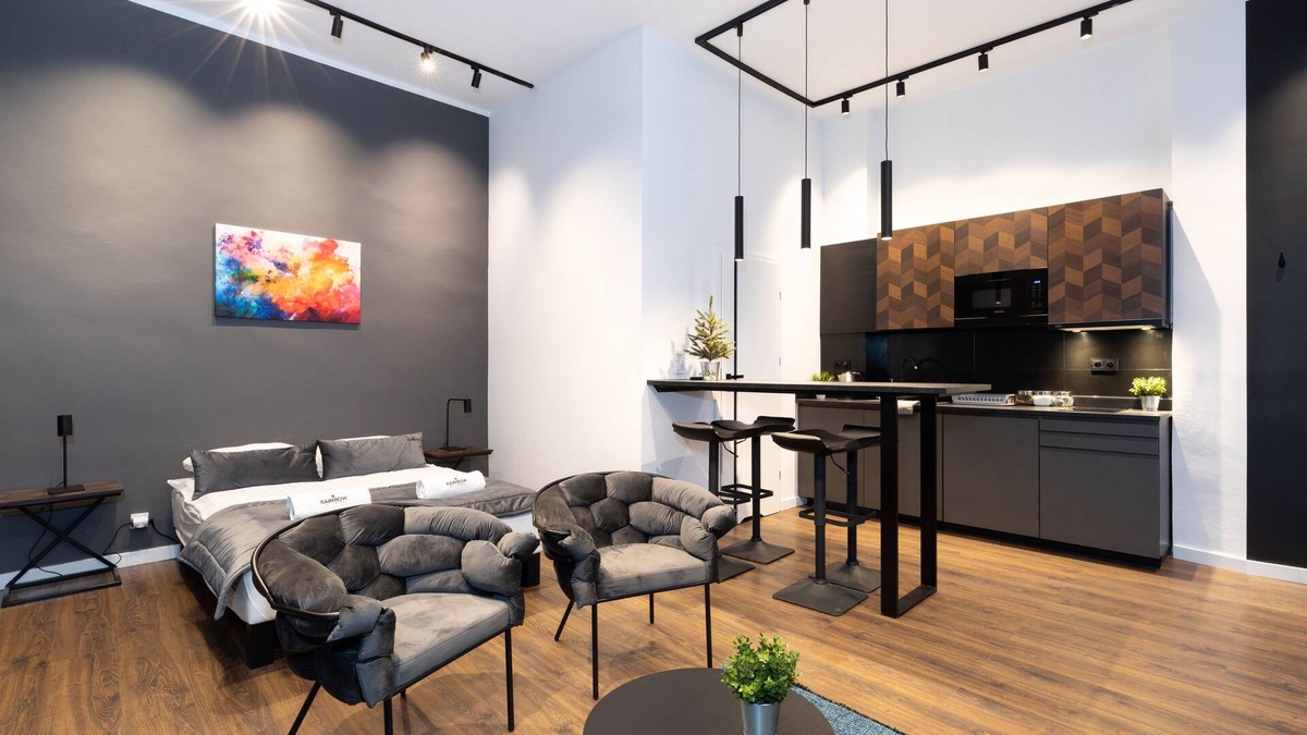 Stare Miasto Apartment | Rainbow Apartments luxurious and comfortable accommodation in the Old Townnn